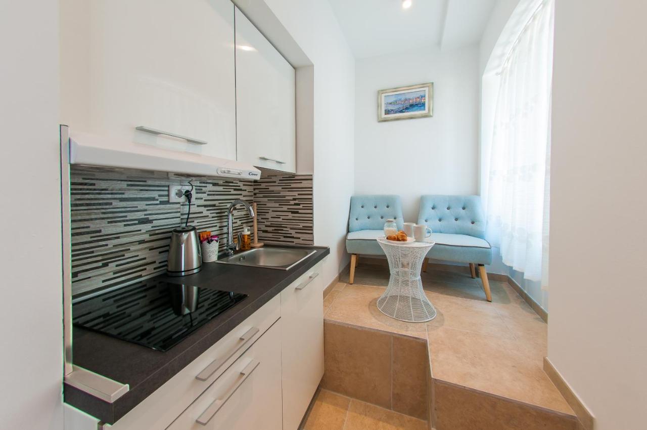 Bazzar Apartments 特罗吉尔 外观 照片